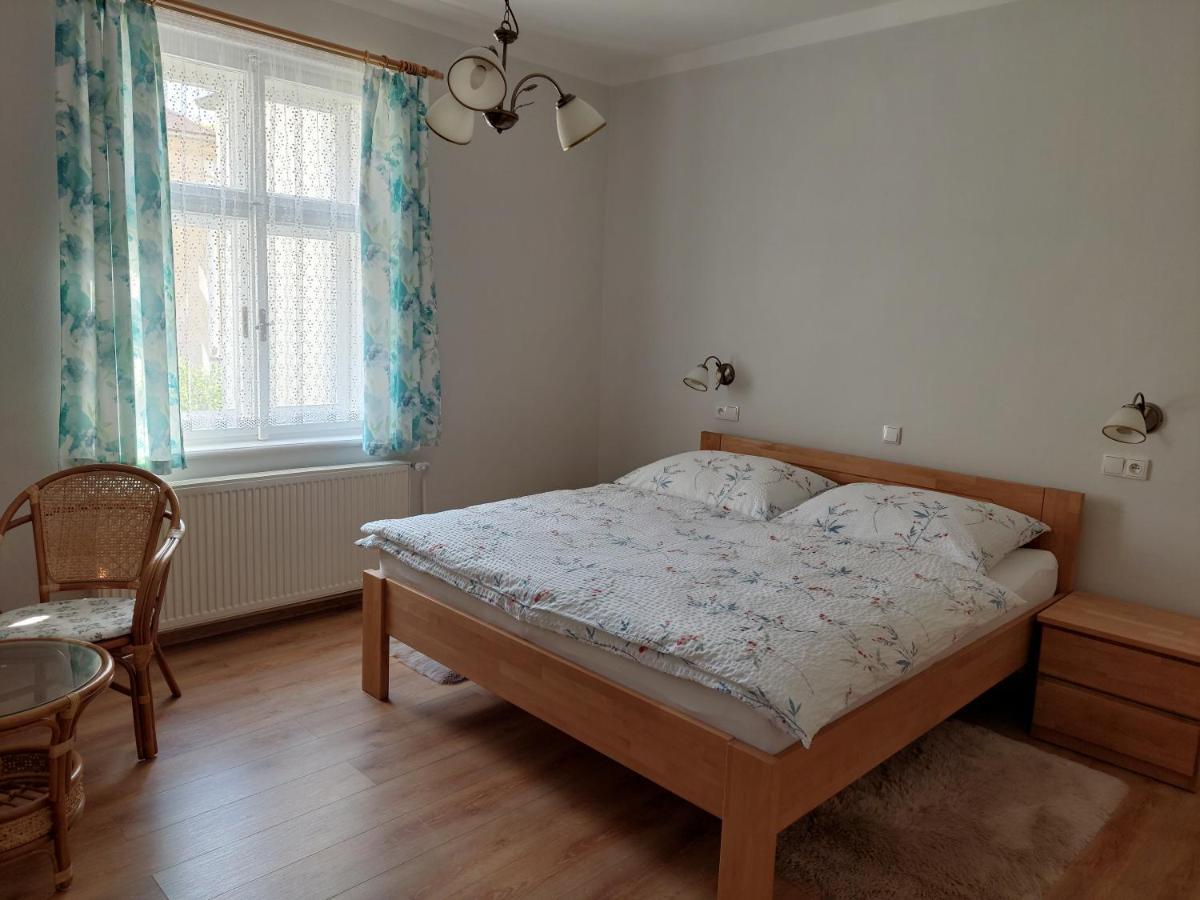 Apartmany U Marianske Kaple เชสกา คาเมนิเซอ ภายนอก รูปภาพ