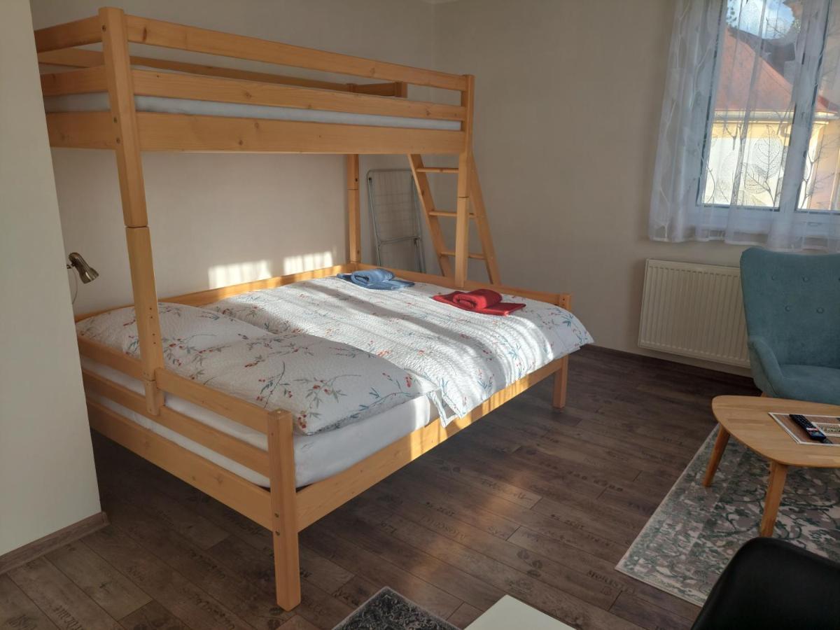 Apartmany U Marianske Kaple เชสกา คาเมนิเซอ ภายนอก รูปภาพ