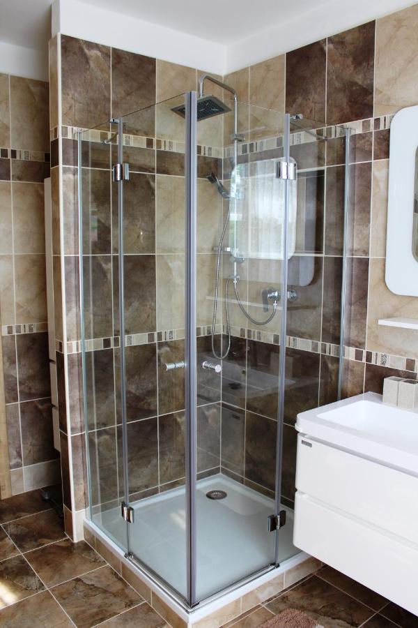 Apartmany U Marianske Kaple เชสกา คาเมนิเซอ ภายนอก รูปภาพ